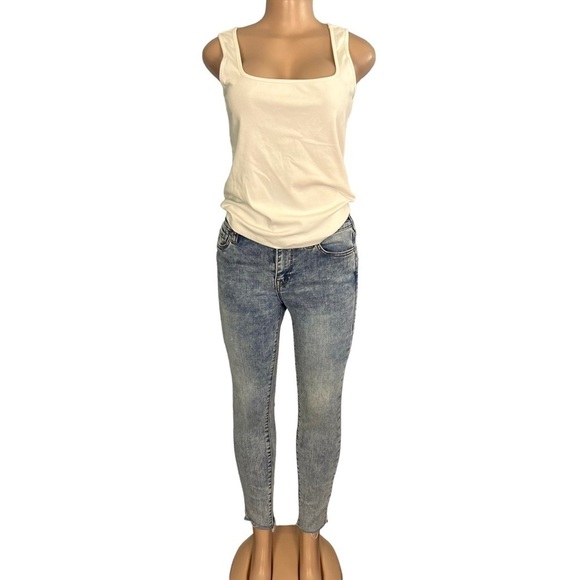 True Religion Jennie Curvy Mid Rise Skinny Jeans - Picture 1 of 8